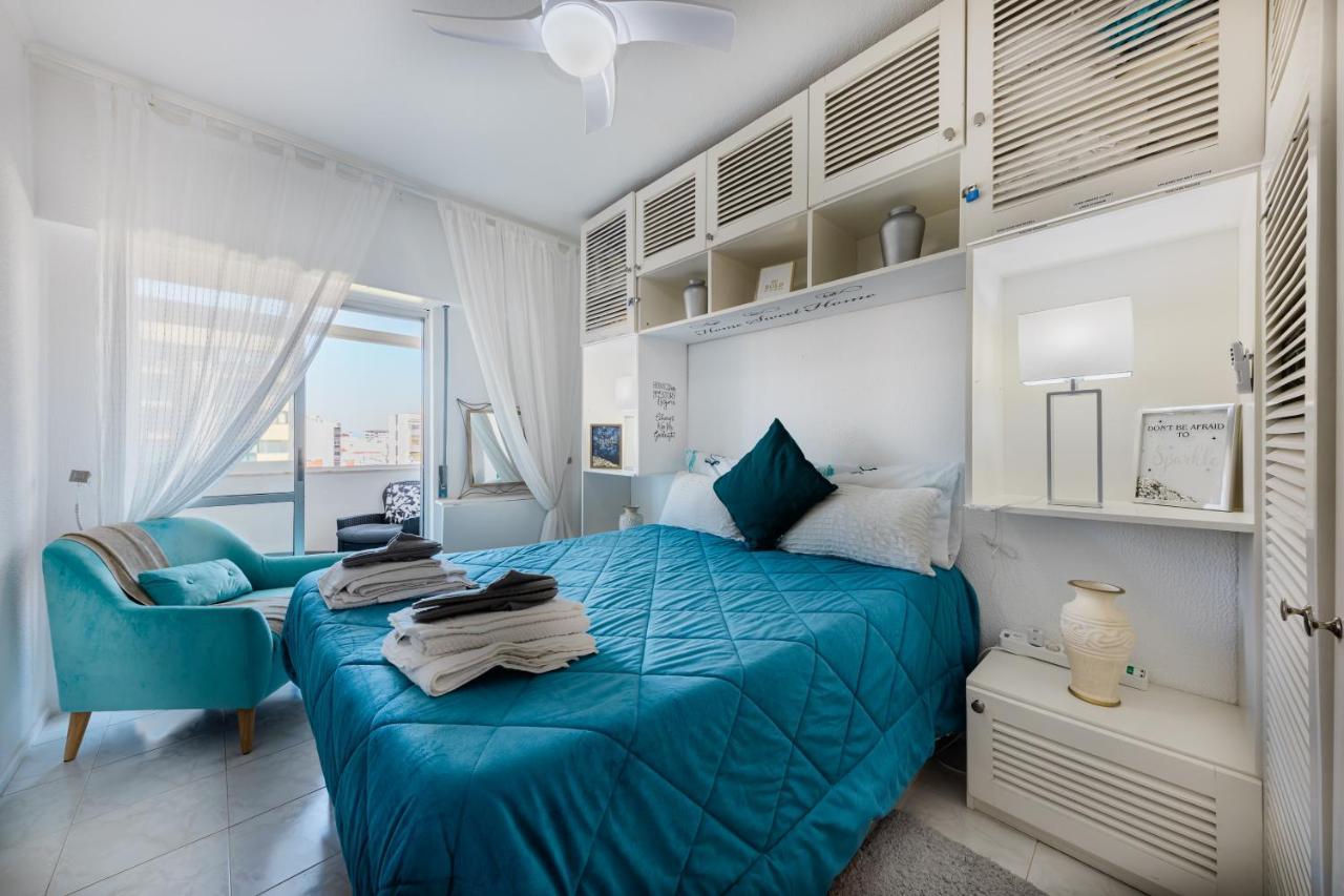 2 Room Condo - 5 Mins From Costa Da Caparica Beach & Bars Экстерьер фото